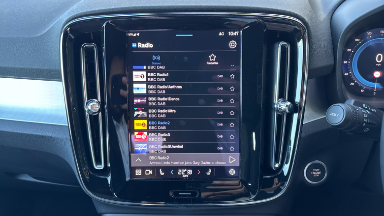 Volvo XC40 2.0 B3P Core 5dr Auto Petrol Estate